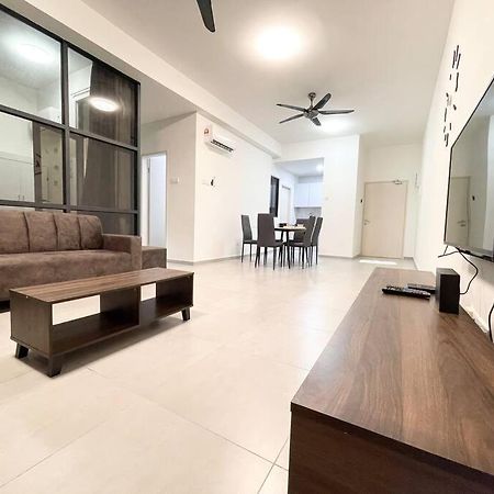MalaccaQuartz Near To Jonker Walk With Infinity Pool Cozy 3B2B公寓 外观 照片